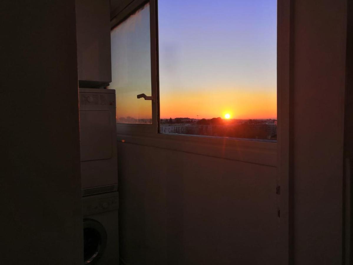 Apartamento Nid Panoramique VUE WOW ! SPAdéco - LoungeZEN - Terrasse ensoleillée - arrivée autonome - Netflix - emplacement idéal - Lumineux - rénové à neuf - Wifi Fibre - Montpellier Exterior foto
