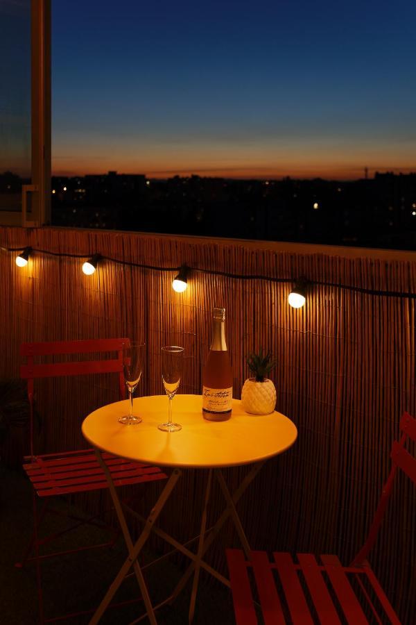 Apartamento Nid Panoramique VUE WOW ! SPAdéco - LoungeZEN - Terrasse ensoleillée - arrivée autonome - Netflix - emplacement idéal - Lumineux - rénové à neuf - Wifi Fibre - Montpellier Exterior foto